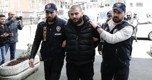 Thodex dolandırıcısı Özer’e bir şok daha! Futbolcu Adrian Popescu adıyla sahte kimlik kullanmış